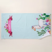 ラマとサボテンのフローラ モノグラムの ビーチタオル (正面)