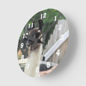 ラマに気をつけろ! ラウンド壁時計 (傾斜)