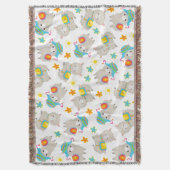 ラマの模様、かわいいラマ、アルパカ、花 スローブランケット (正面縦)