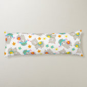 ラマの模様、かわいいラマ、アルパカ、花 ボディピロー (裏面)