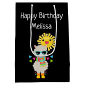 ラマカッコいいと笑顔かわいいサン誕生日 ミディアムペーパーバッグ (裏面)