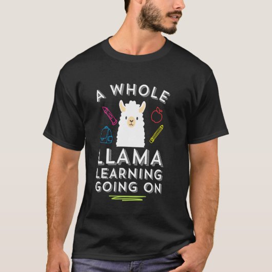 ラマ全体が学続いている Tシャツ (正面)