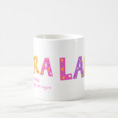 ララの女の子はピンクパープルの花の星を意味する コーヒーマグカップ (中央)