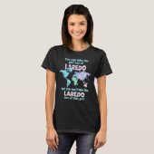 ラレドの女性 ラレド・テキサス出身の少女 Tシャツ (正面フル)