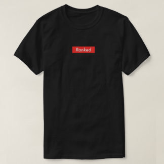ランク付けされた黒いTシャツ Tシャツ