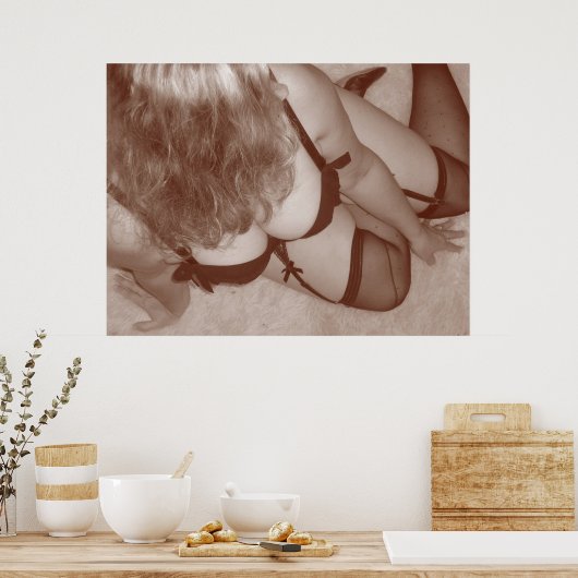 ランジェリーの美しいブードワール女性 ポスター (キッチン)