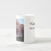 ランタンとピンクジンジャーブレッド – Martha's Vineyard ボーンチャイナマグカップ (正面)