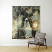 ランタンツリーのハロウィーンの下でささやく タペストリー (インサイチュ)