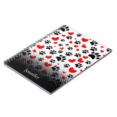 ランダムな犬の手のプリントと赤いハート ノートブック (左側)