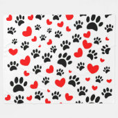 ランダムな犬の手のプリントと赤いハート フリースブランケット (正面(横))