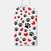 ランダムな犬の足跡と赤いハート ギフトタグ (正面)