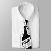 ランダムに配置されたロゴや任意の写真を探す ネクタイ (タイ)