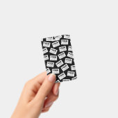 ランダムに配置されたロゴや任意の写真を探す バッジ (手持ち)