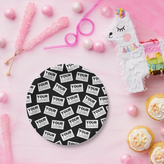 ランダムに配置されたロゴや任意の写真を探す ペーパープレート (パーティー)