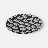 ランダムに配置されたロゴや任意の写真を探す ペーパープレート (アングル)