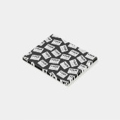 ランダムに配置されたロゴや任意の写真を探す ポストイット (アングル)