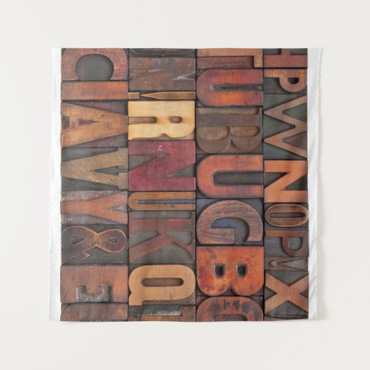 ランダムアルファベット文字 – ヴィンテージ活字 タペストリー (正面(横))