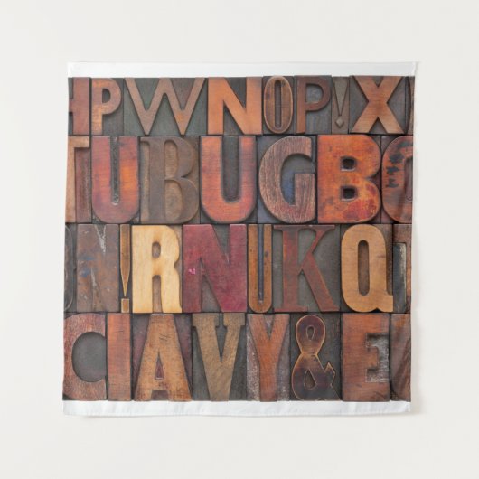 ランダムアルファベット文字 – ヴィンテージ活字 タペストリー (正面)