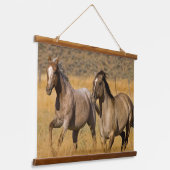 ランチリビングアットザポンデローザランチ 吊り下げ型タペストリー (傾斜あり)