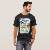ランチレディの日常 魔法使い コーヒーが無ければ集中できません Tシャツ (正面フル)