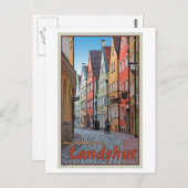 ランドシャット – バイクもしくは自転車に乗る人オンコブレストーンアリー ポストカード (正面/裏面)