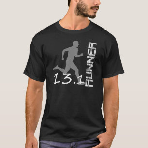 ランナーの地帯の半分のマラソンのTシャツ Tシャツ