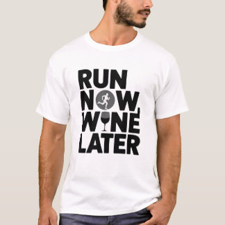 ランナーズワインリワードフィットネスデザイン Tシャツ