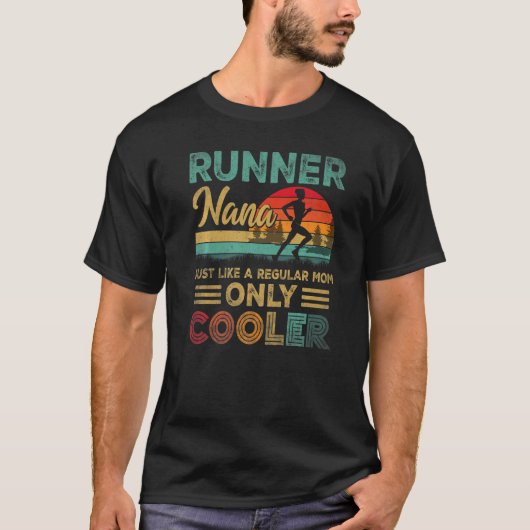 ランナーナマおもしろいラソランニングンジョギング母 Tシャツ (正面)
