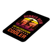 ランナーママ定義ハーフマラソンランニングの恋人 マグネット (左側)