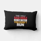 ランナ – おもしろいバートマイルランニング引用文 ランバークッション (裏面)