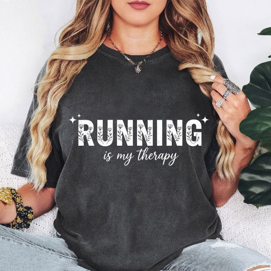 ランニングが私の療法フラワーランナーギフト Tシャツ