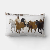 ランニングの馬が隠れ家の牧場に ランバークッション (裏面)