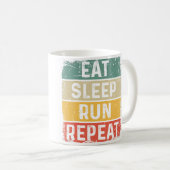 ランニングランナー面白い食べる寝る走る繰り返す コーヒーマグカップ (正面右)