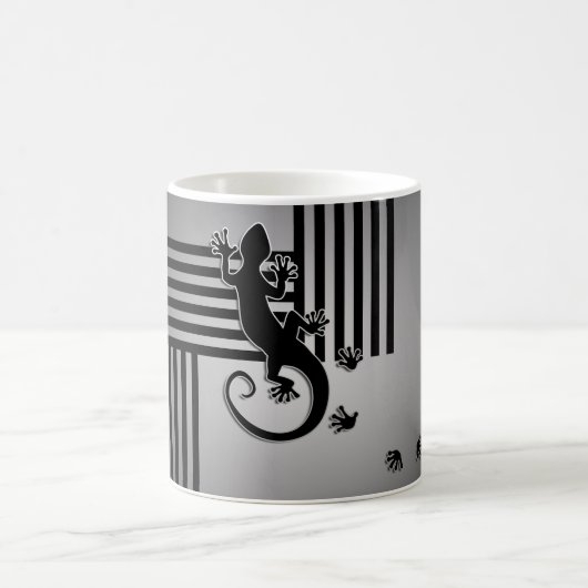 ランニングGecko – 白黒のシャイストライプン コーヒーマグカップ (中央)