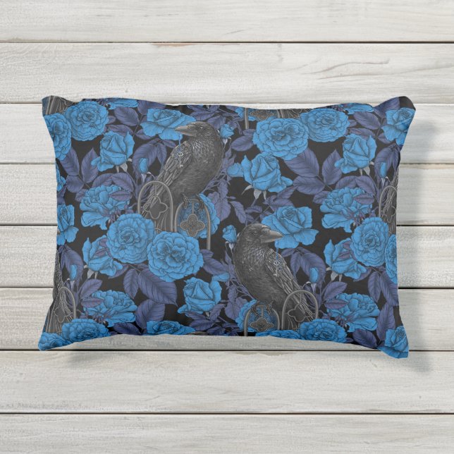ラヴェンスとブルーのバラ アウトドアクッション (裏面)