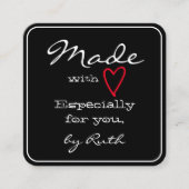 ラヴシンプルィーで作ったミニマル赤いハートブラック スクエア名刺 (正面)