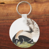 ラージテールスカンクメフィティスマクロウライラストレーション キーホルダー (正面)