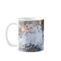 ラーチャーの水泳のマグ|のオスのラーチャー犬