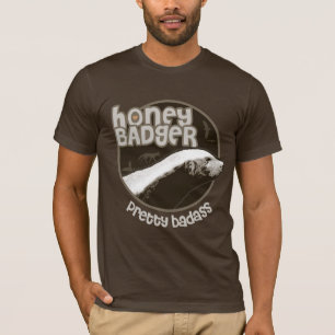 ラーテルかわいらしいBadass (暗い) Tシャツ