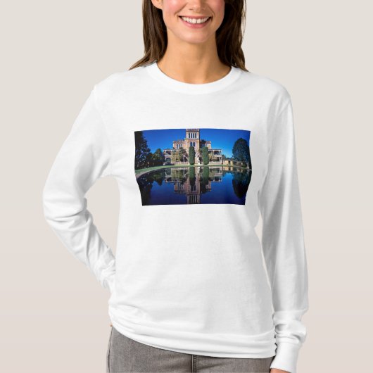 ラーナック城、ダニーデン、ニュージーランド Tシャツ (正面)