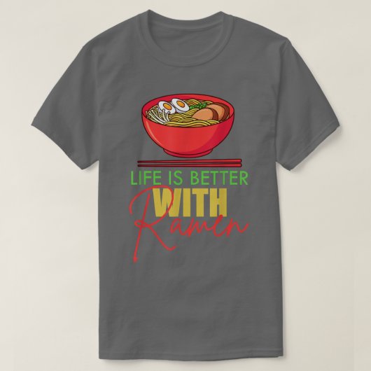 ラーメンおもしろい食べ日本の麺アニメ好き Tシャツ (デザイン正面)
