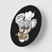 ラーメンを楽しんでかわいいコアラ ラウンド壁時計 (傾斜)