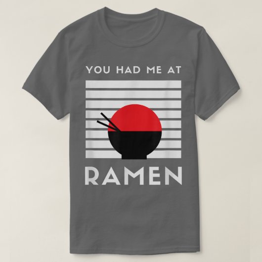 ラーメン食べ日本の麺ラブAnim Tシャツ (デザイン正面)