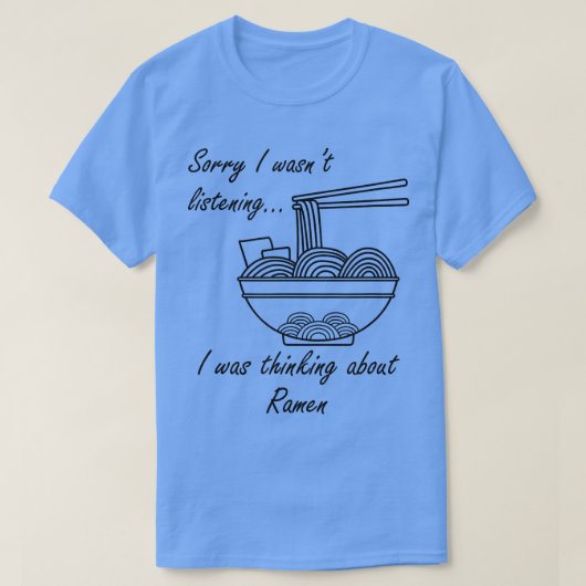 ラーメン麺アイロン考えるクことわざさんのラーメン Tシャツ (デザイン正面)