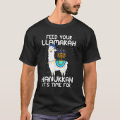 ラ食べ物を与えマガラマHanukkah衣装アルパカC Tシャツ (正面)
