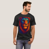 リアルな炎のライオンの頭部 Tシャツ 男性用 力強い 迫力 (正面フル)