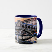 リアルト橋。ヴェネツィア。イタリア。 マグカップ (正面右)