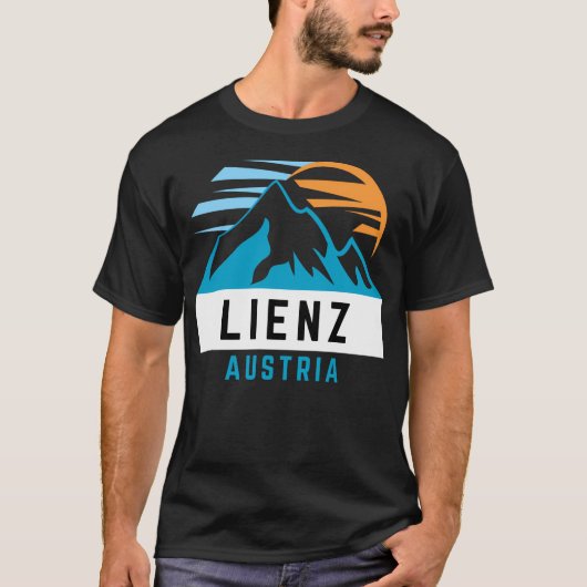 リエンツ – オーストリア – スキーとスノーボーディングスノーブ Tシャツ (正面)