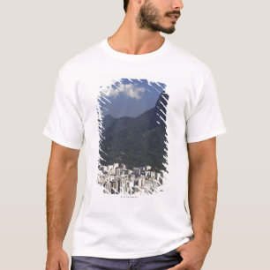 リオデジャネイロ、ブラジルを見落とすCorcovado Tシャツ