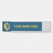 リオンウィズクラウン – 金ゴールドスタイル1 サインプレート (正面)